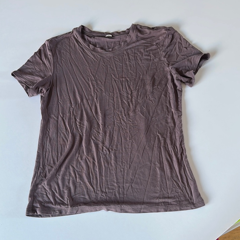 ALO Yoga Short Sleeve T-Shirt